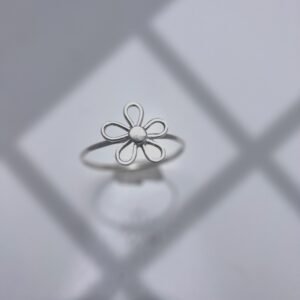 Beuni Flower Silver Ring